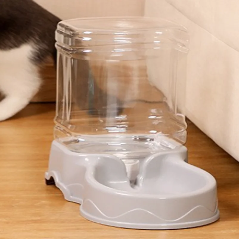 Mangeoire automatique pour chat avec une gamelle de grande capacité