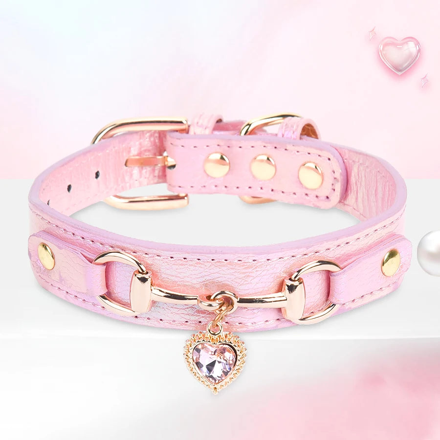 Collier pour chat ajustable – Design cœur étincelant, élégant et durable